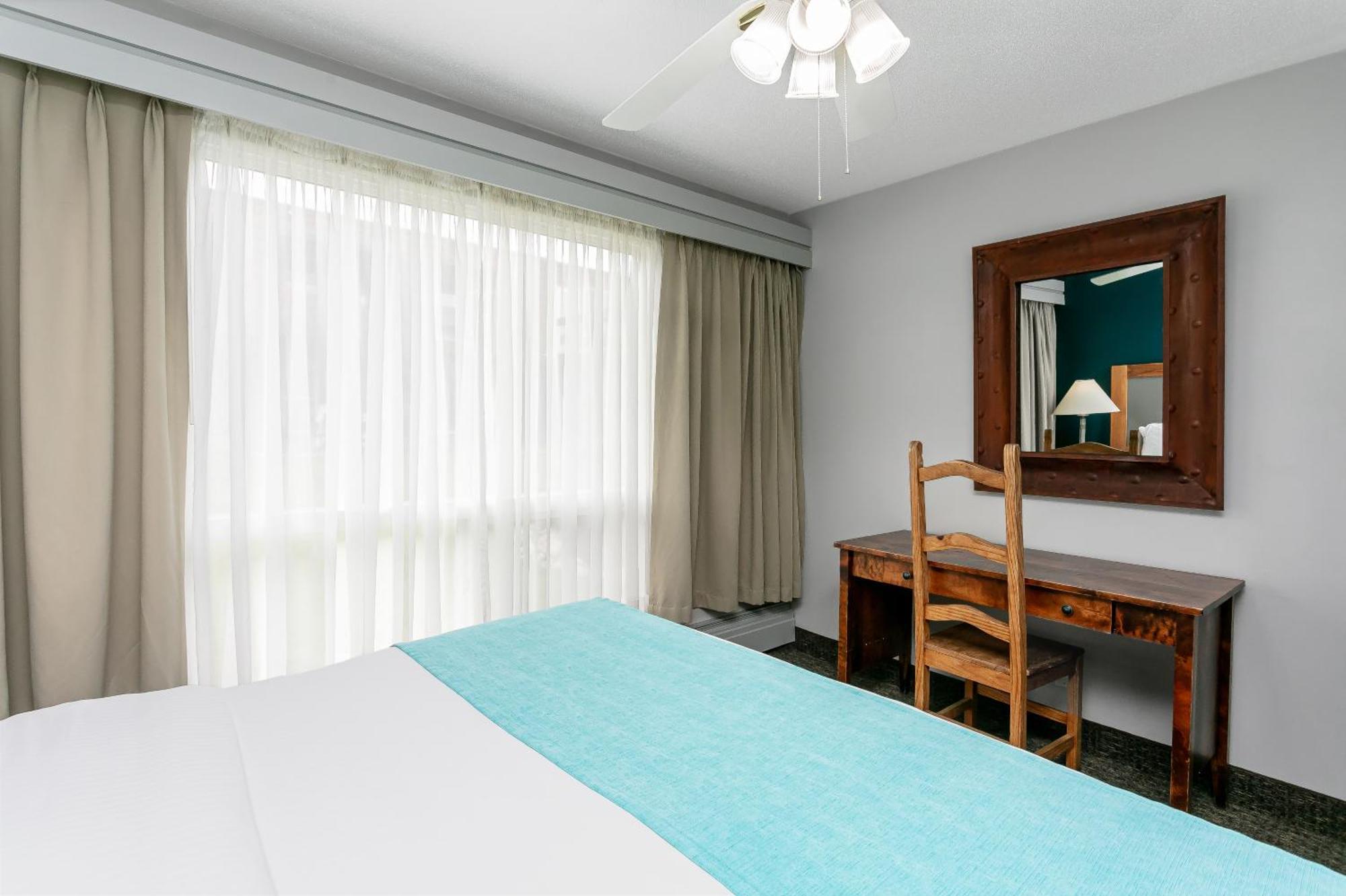 Tonquin Inn Jasper Bilik gambar